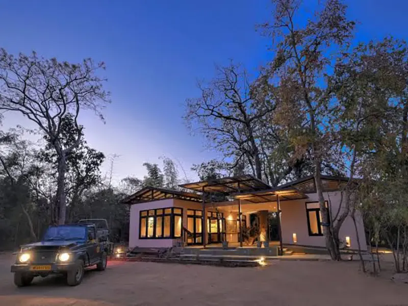 Denwa Backwater Escape
