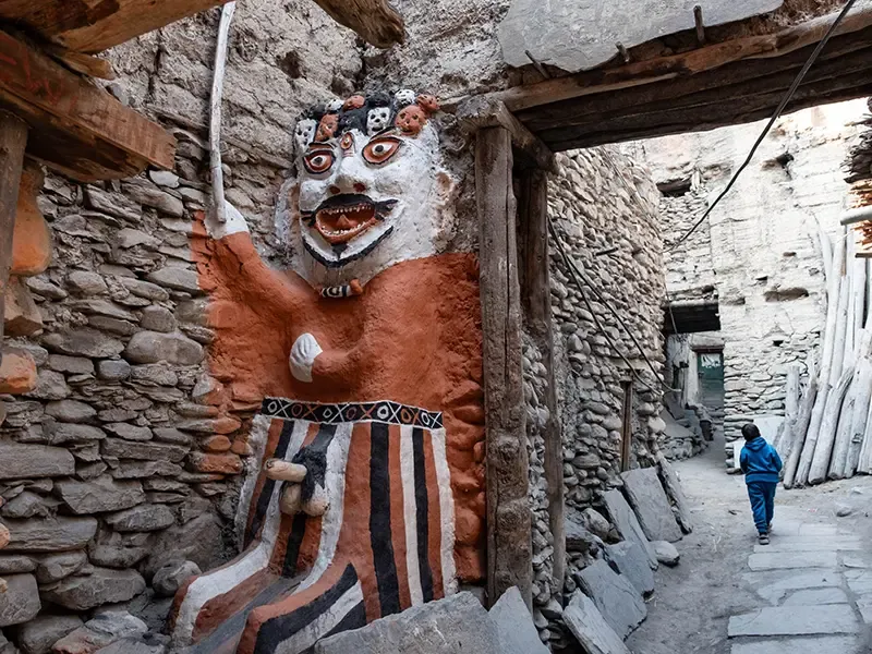 Mustang cave monasteries