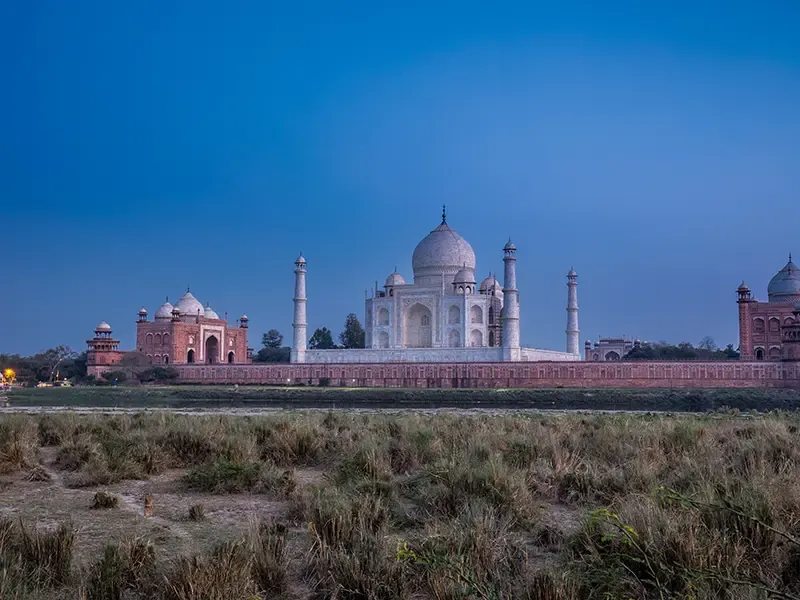 Taj Mahal photography at sunrise