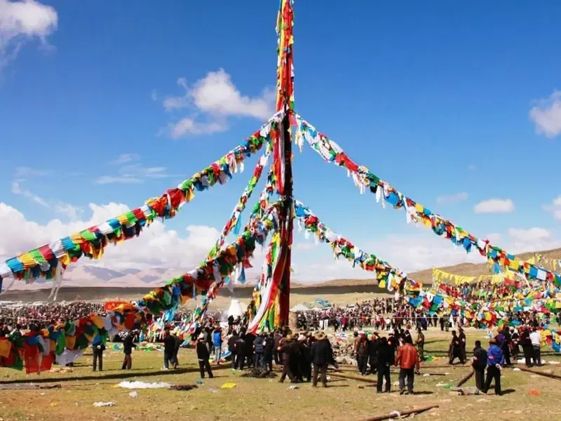 Saga Dawa pilgrimage in Tibet